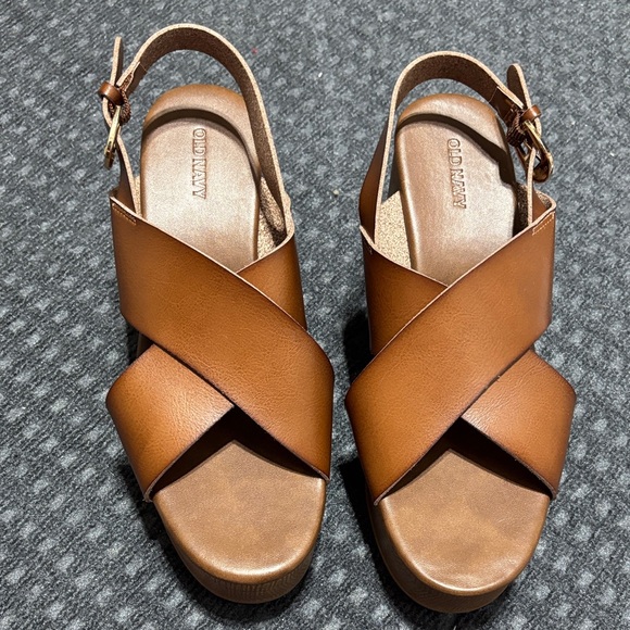 Old Navy Tan Leather Wedge Sandals - Picture 2 of 3